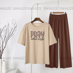 Casual Combo (pray without ..) with brown flapper trouser